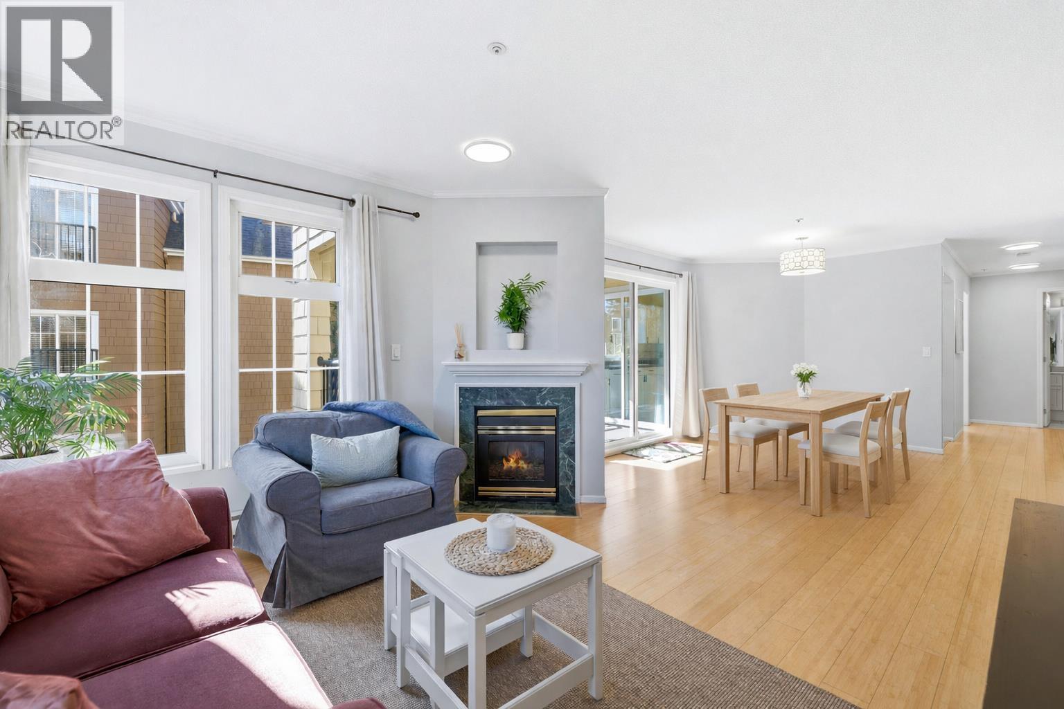 #206-5556 14 Avenue, Delta