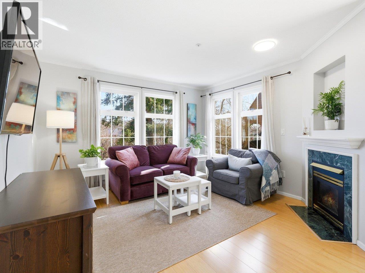 #206-5556 14 Avenue, Delta