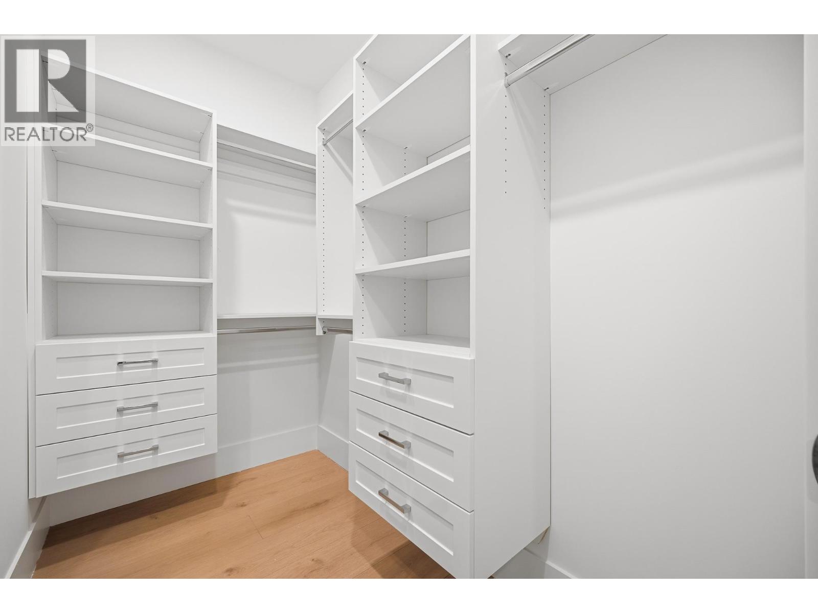 1 6139 ASHWORTH AVENUE, Burnaby