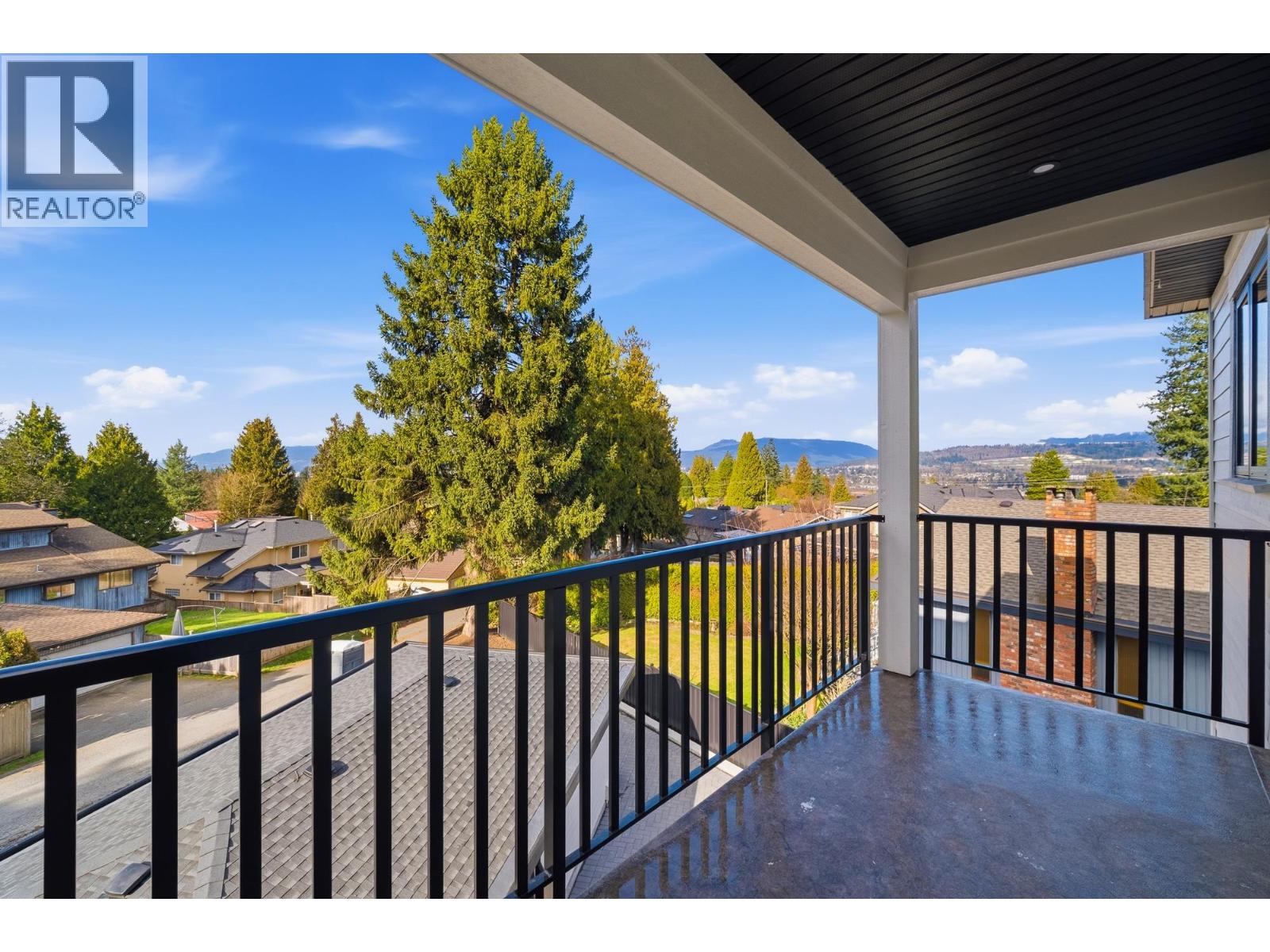 1 6139 ASHWORTH AVENUE, Burnaby