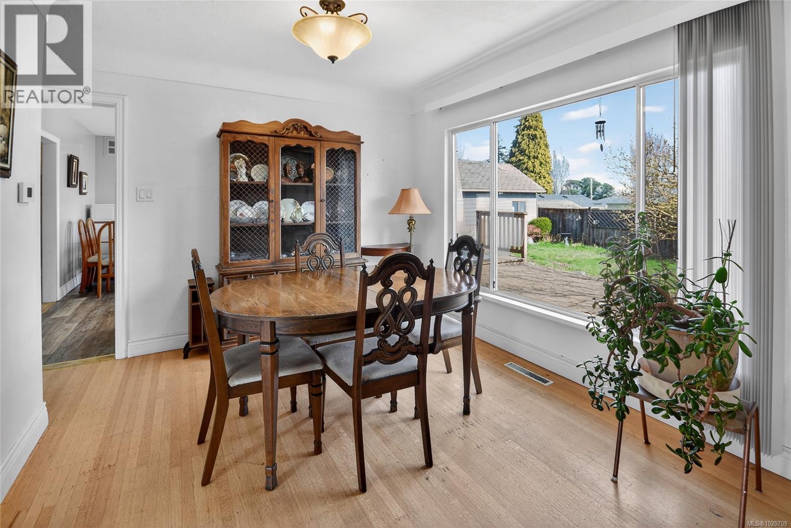 750 NORTHUMBERLAND AVE - 10