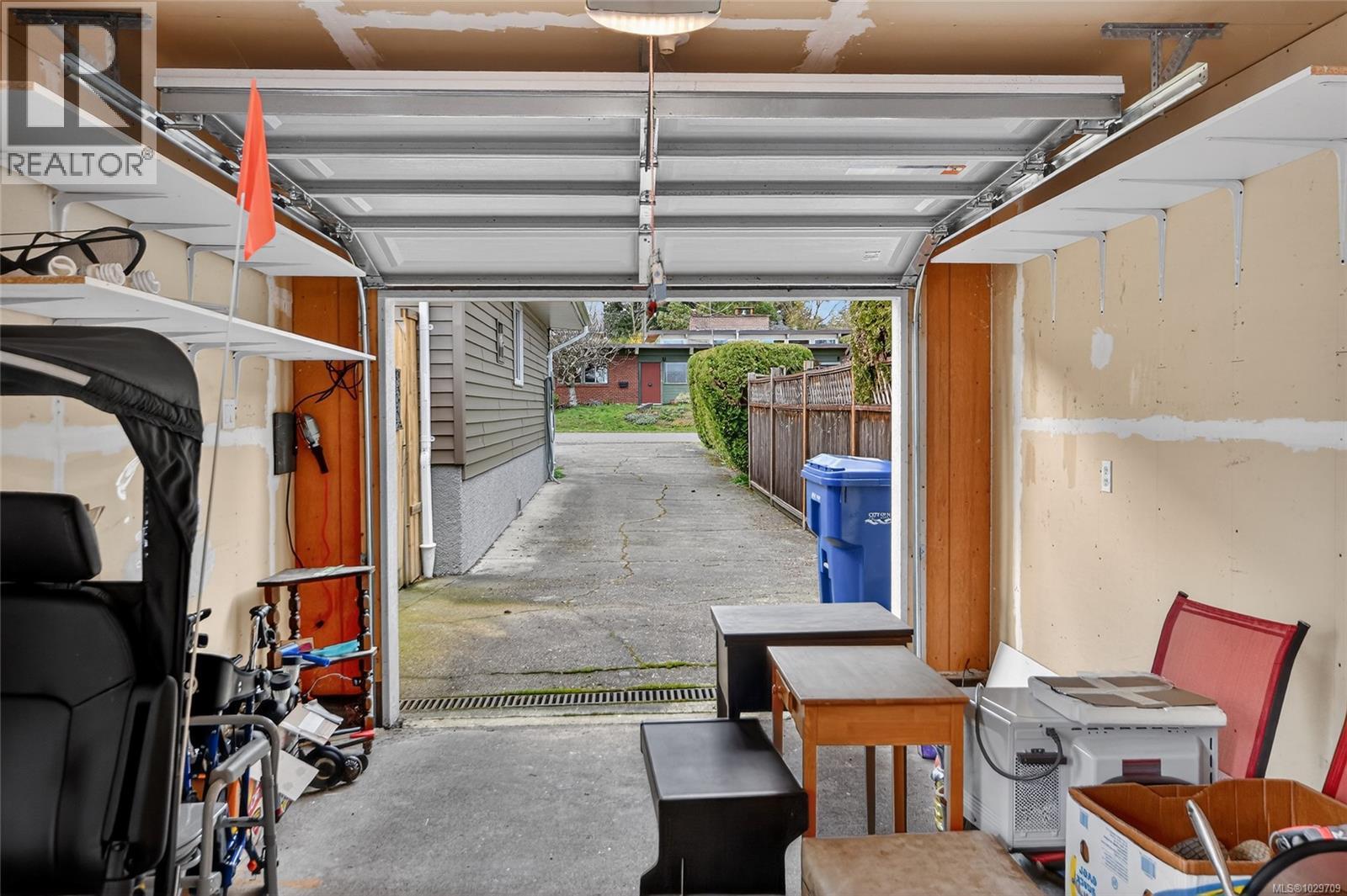 750 NORTHUMBERLAND AVE - 26