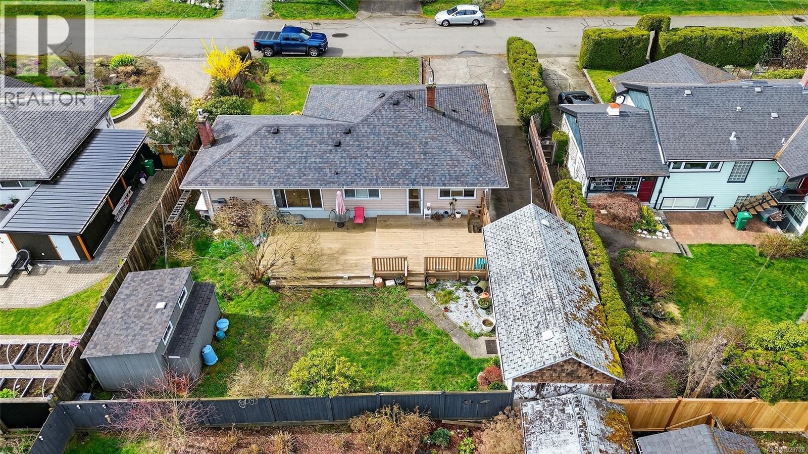 750 NORTHUMBERLAND AVE - 37