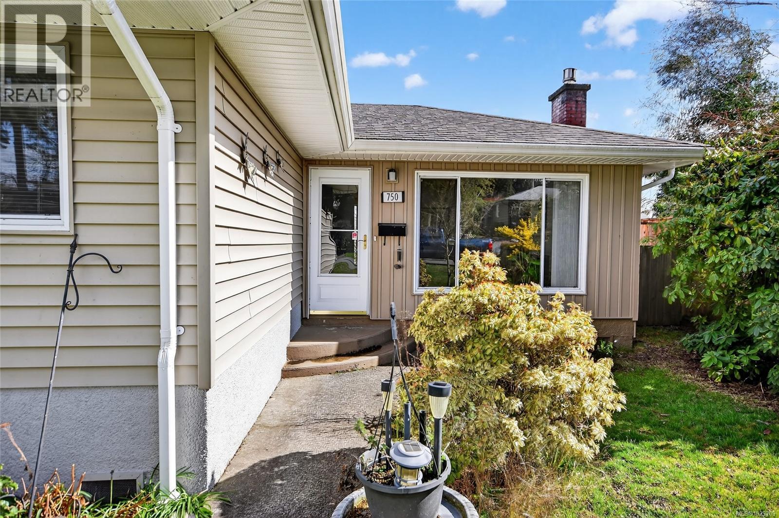 750 NORTHUMBERLAND AVE - 5