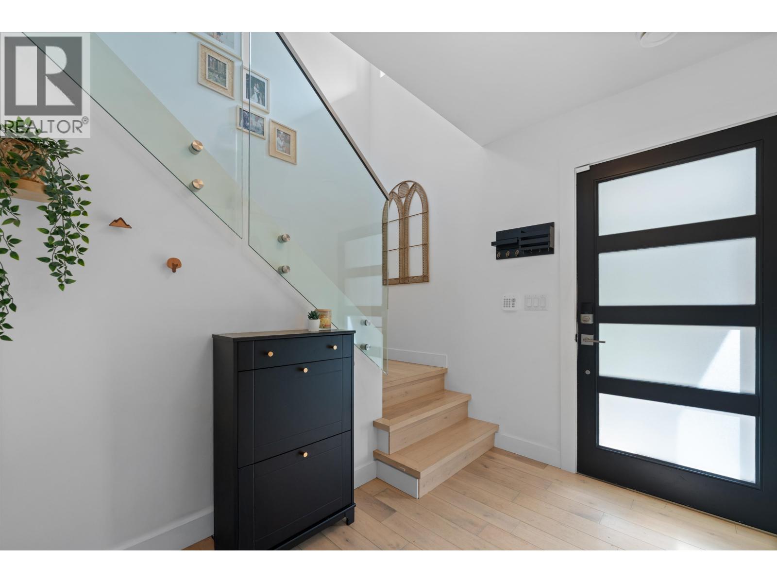 2309 GREENWOOD WAY, Squamish