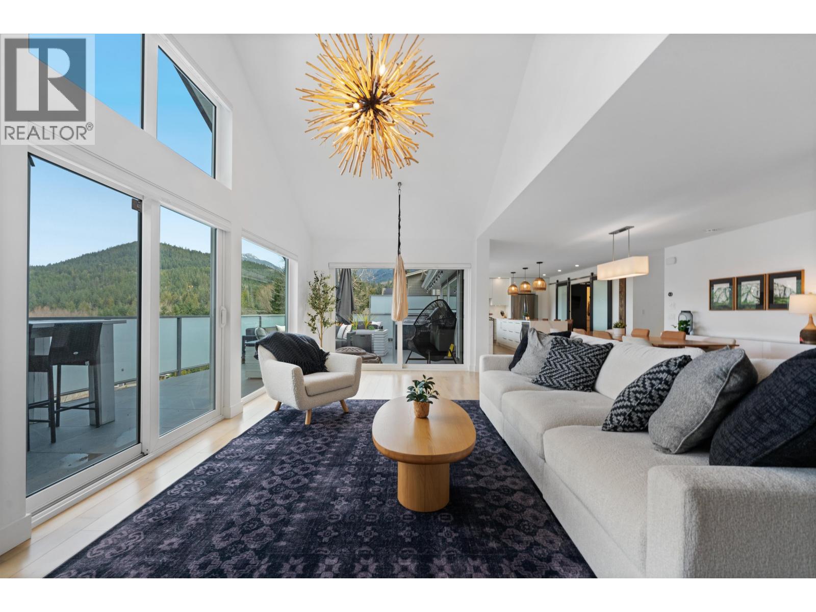 2309 GREENWOOD WAY, Squamish