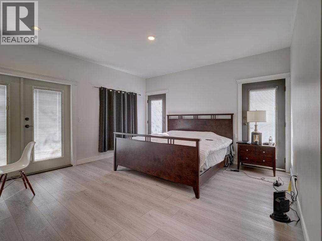 5628 MEDUSA PLACE, Sechelt