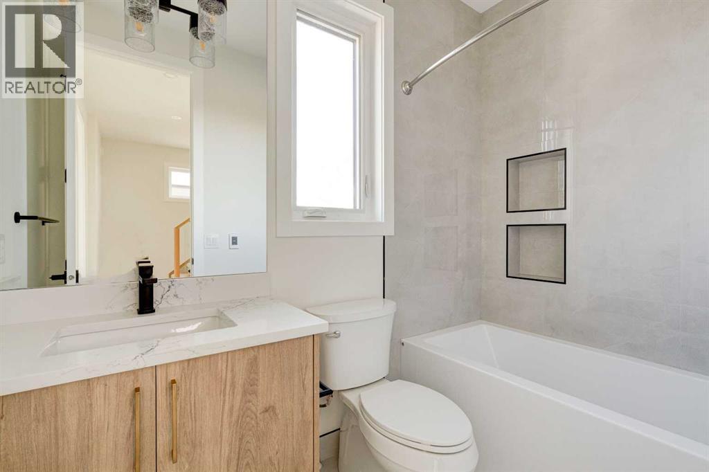 Single Family House for Sale in B Moncton Road NE Winston Heights/Mountview Calgary 