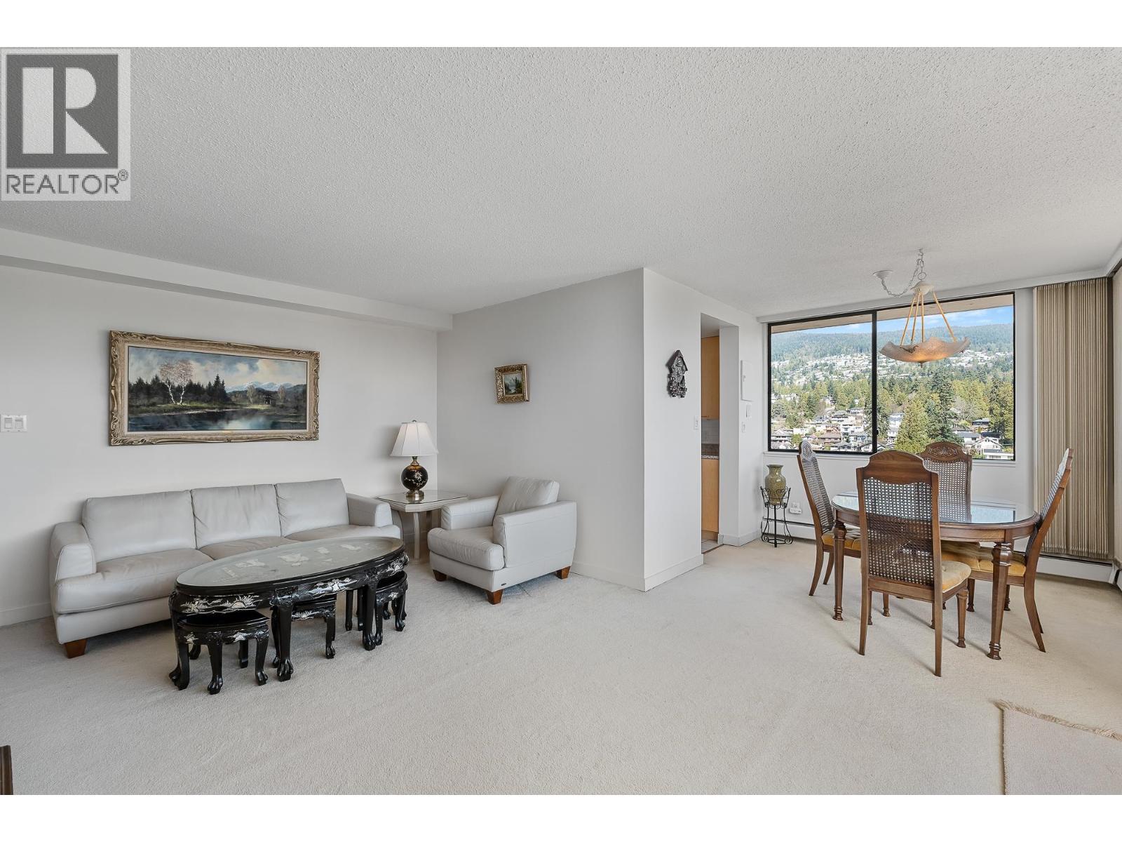 1405 555 13TH STREET, West Vancouver