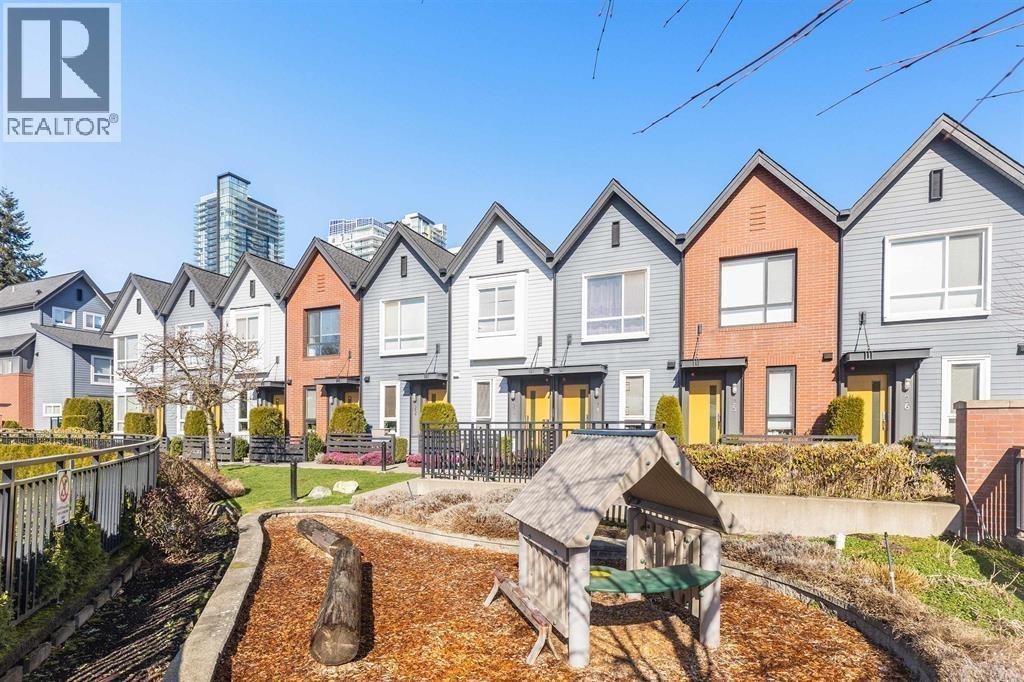 35 6868 BURLINGTON AVENUE, Burnaby