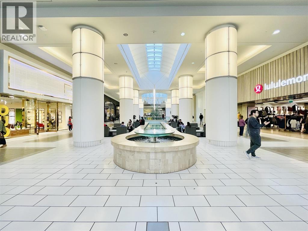 35 6868 BURLINGTON AVENUE, Burnaby