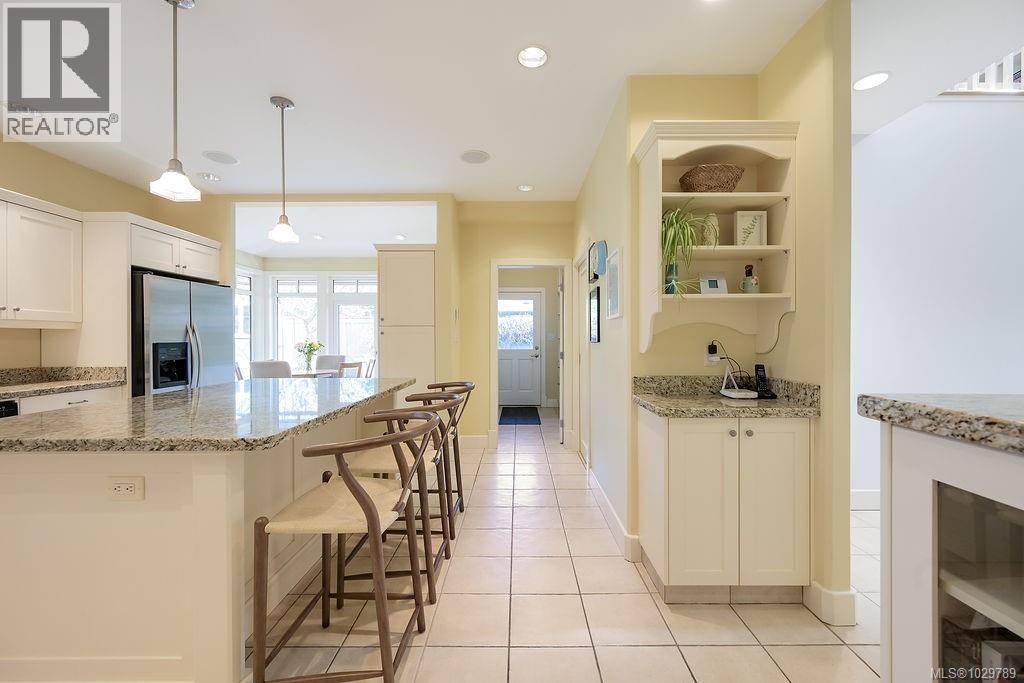  1866 Taylor Street, Saanich