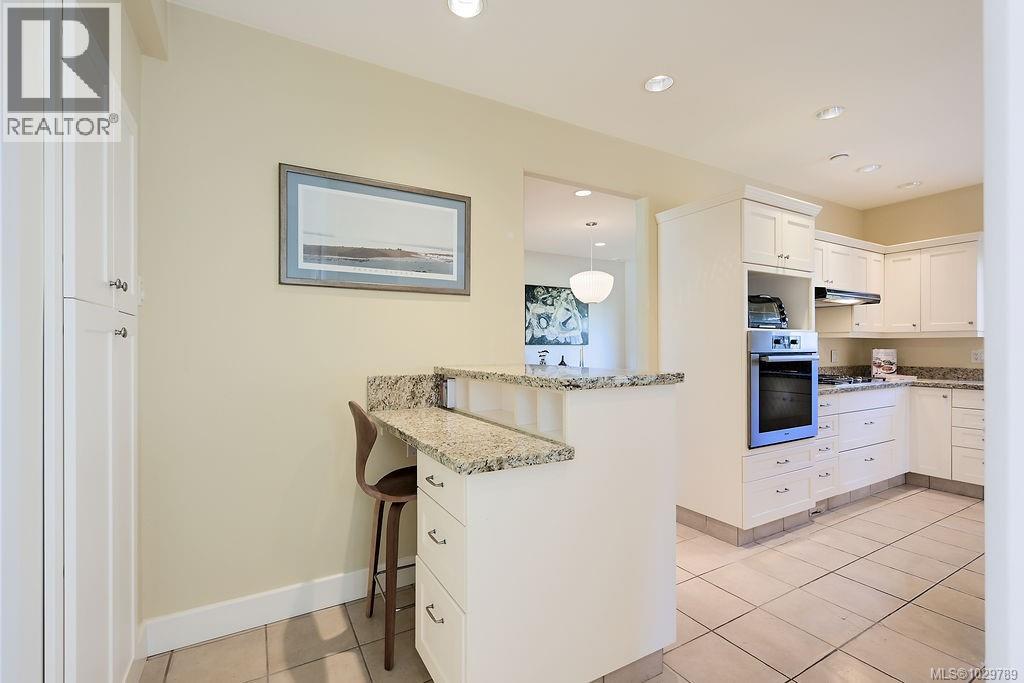  1866 Taylor Street, Saanich