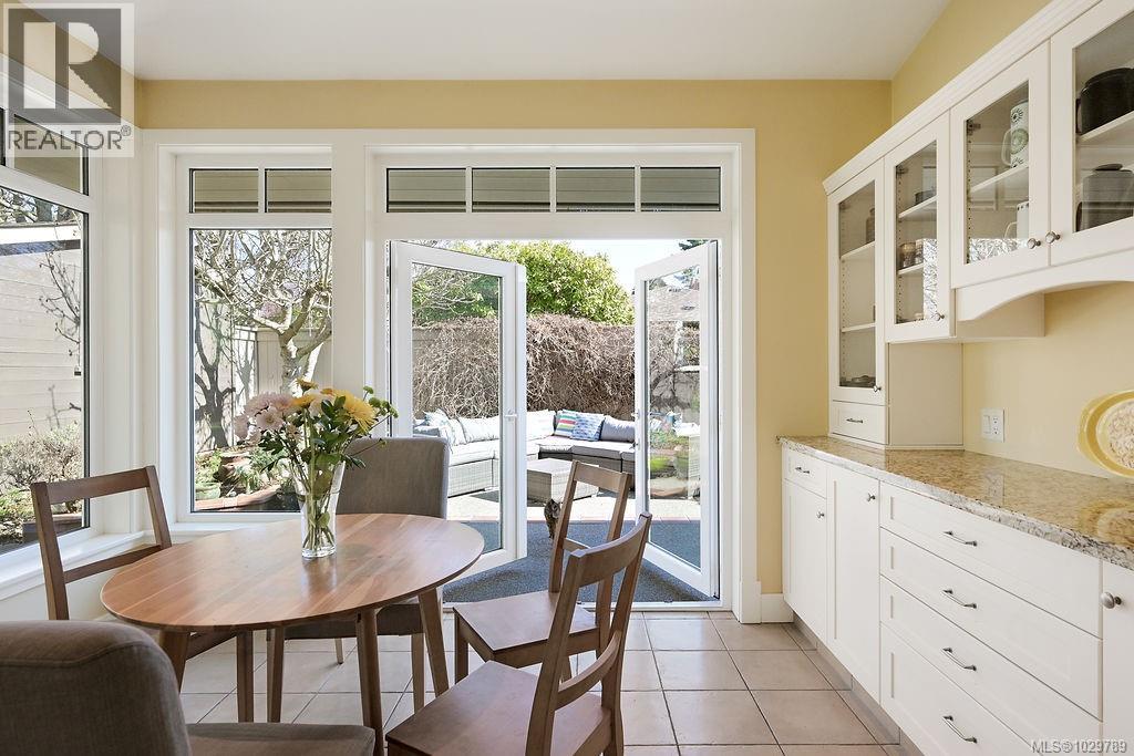  1866 Taylor Street, Saanich