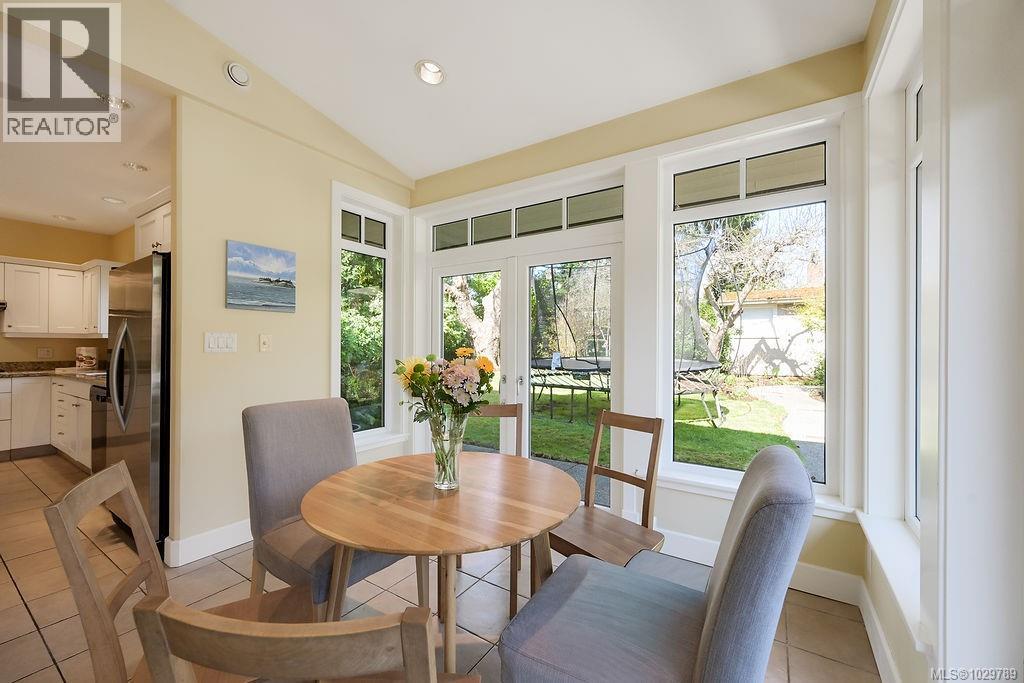  1866 Taylor Street, Saanich