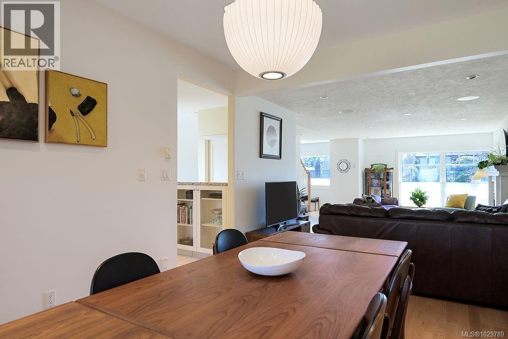  1866 Taylor Street, Saanich