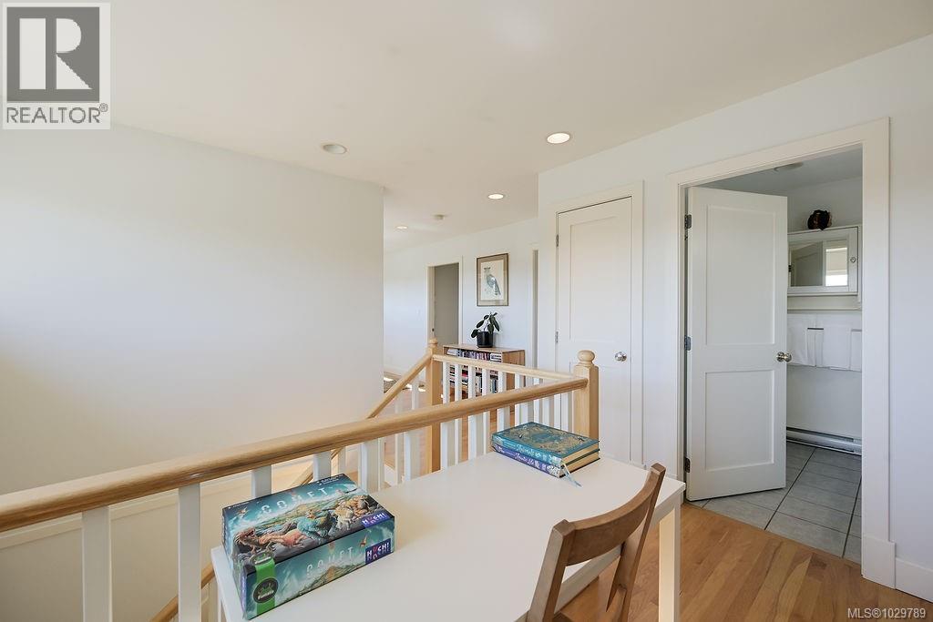  1866 Taylor Street, Saanich