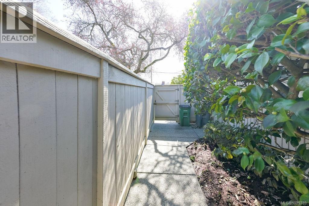  1866 Taylor Street, Saanich