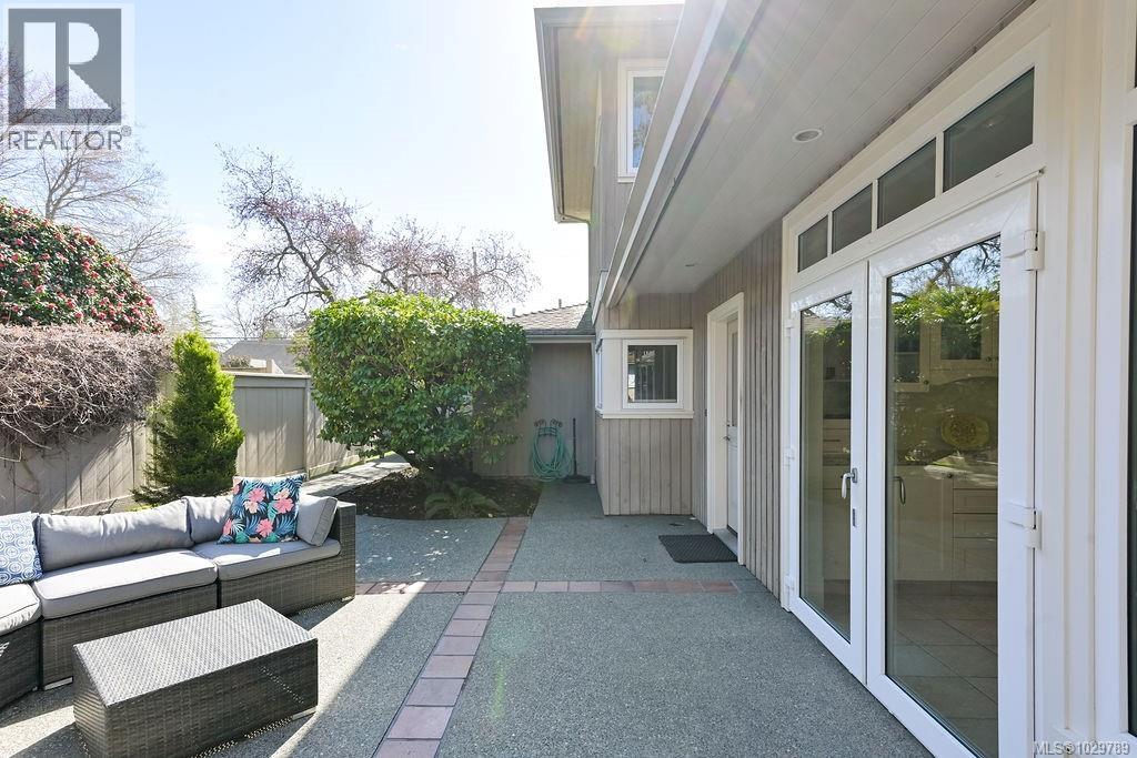  1866 Taylor Street, Saanich