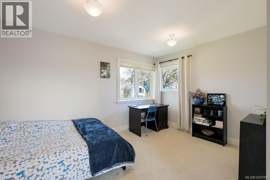  1866 Taylor Street, Saanich