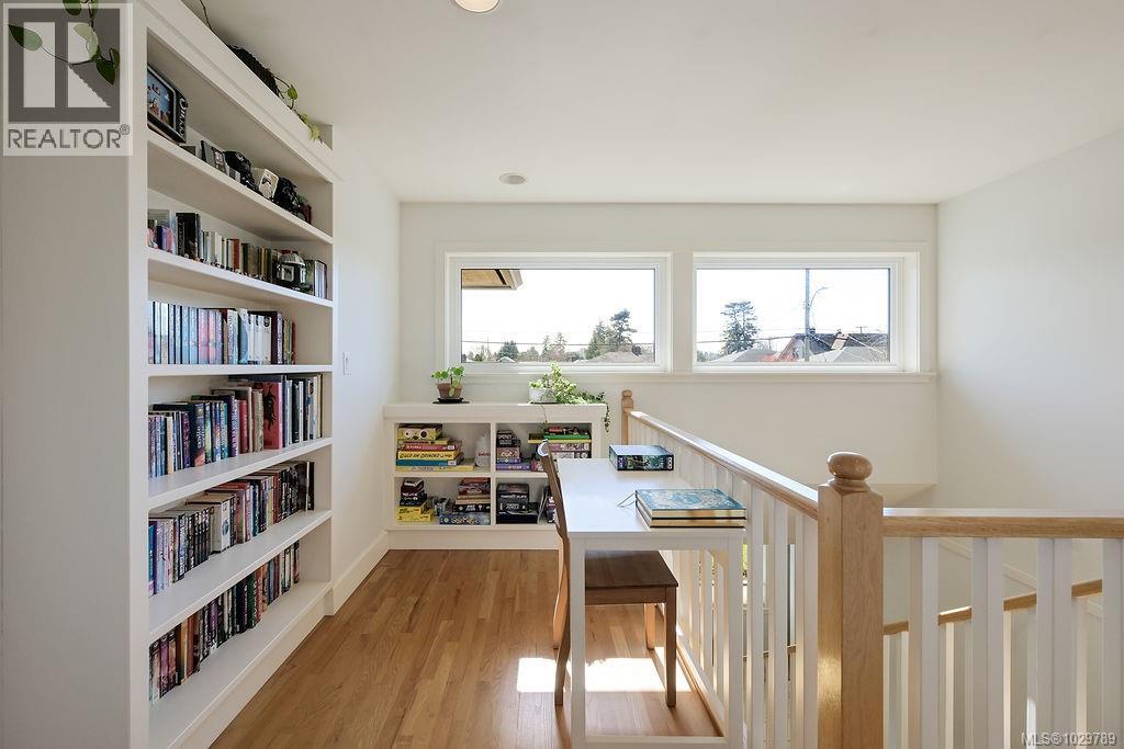  1866 Taylor Street, Saanich