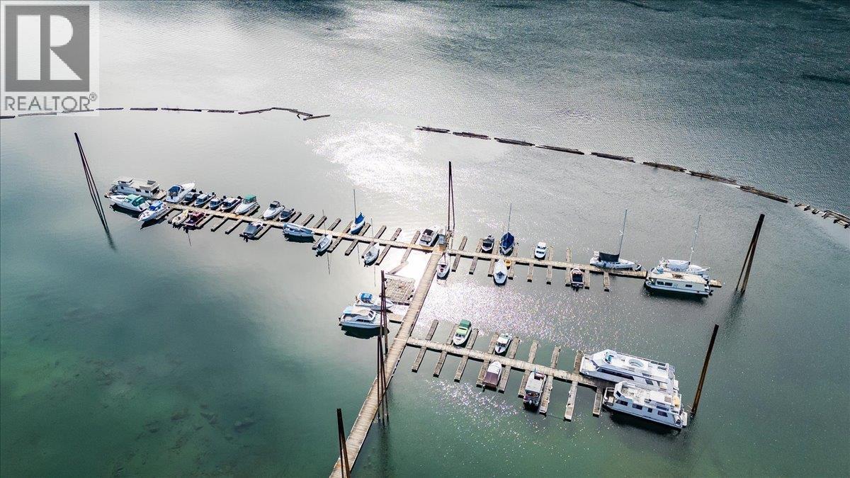 5570 Broadwater Road Unit# 117, Castlegar