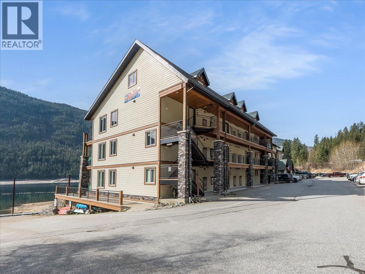 5570 Broadwater Road Unit# 117, Castlegar