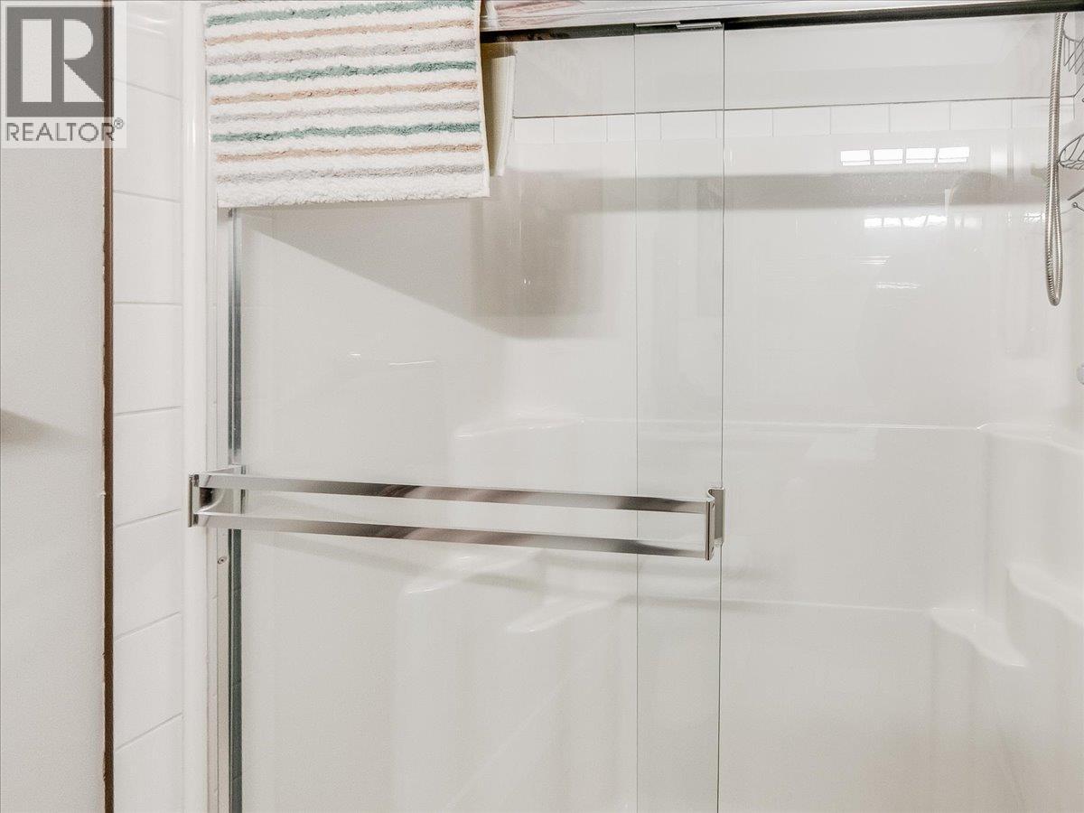 5570 Broadwater Road Unit# 117, Castlegar