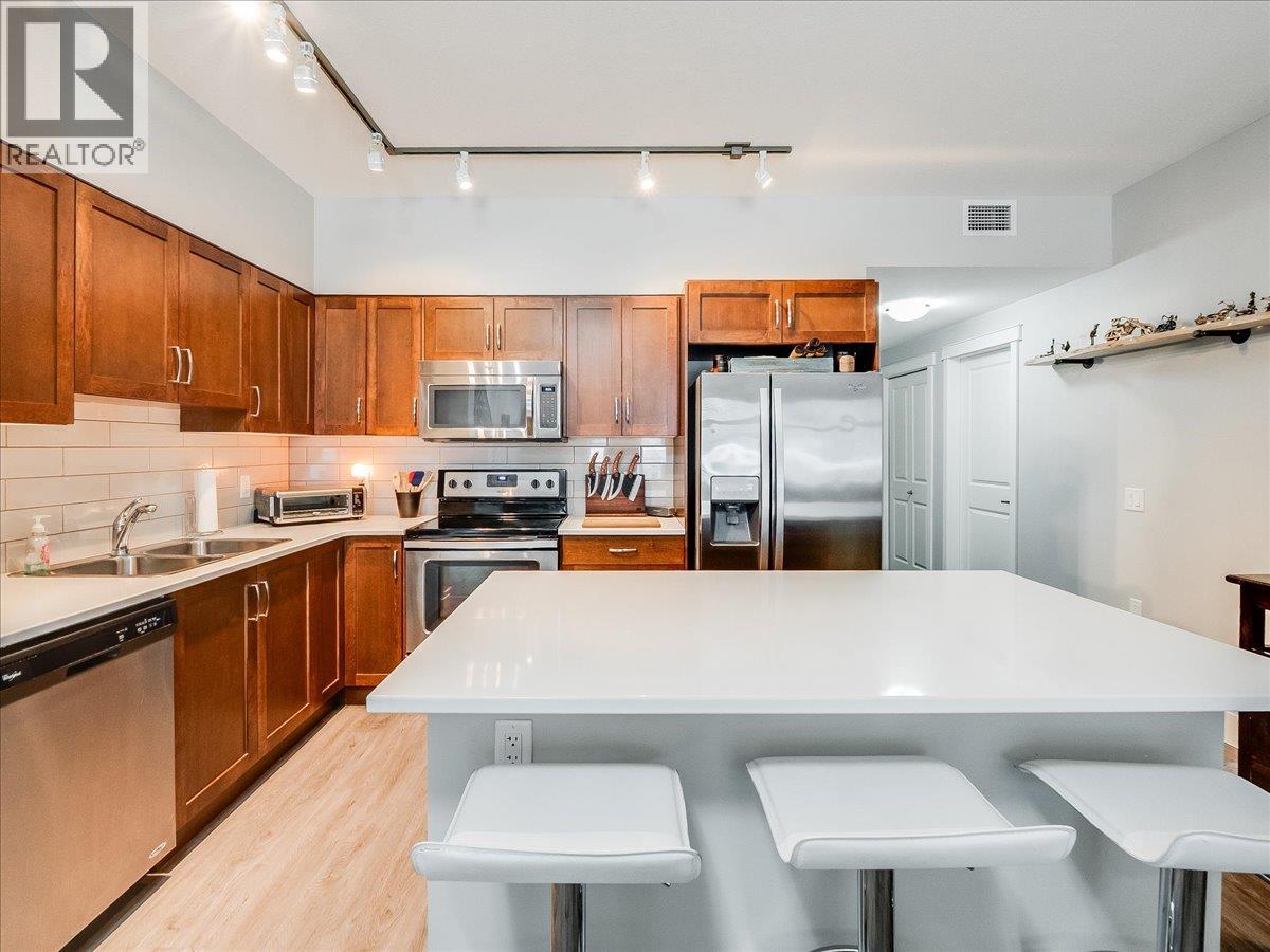 #117 5570 Broadwater Road - 26