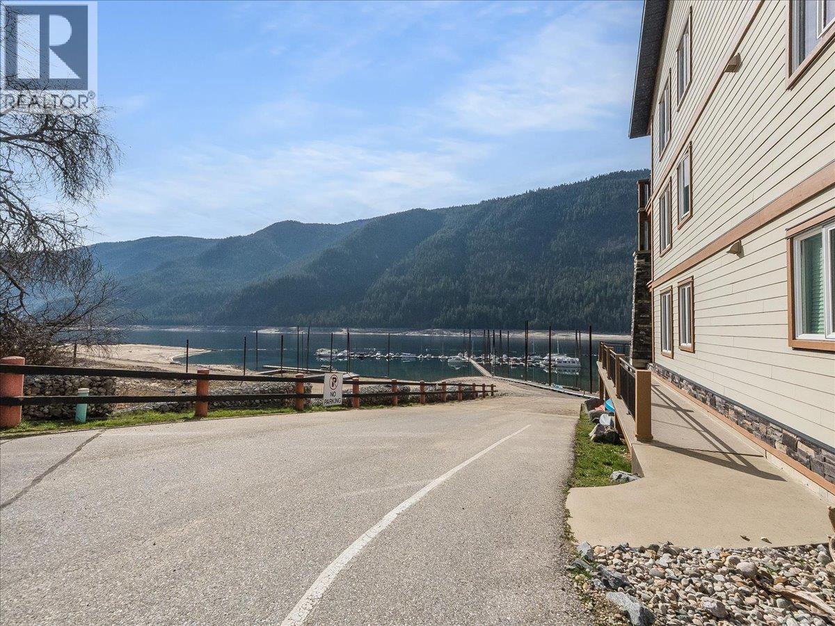 5570 Broadwater Road Unit# 117, Castlegar