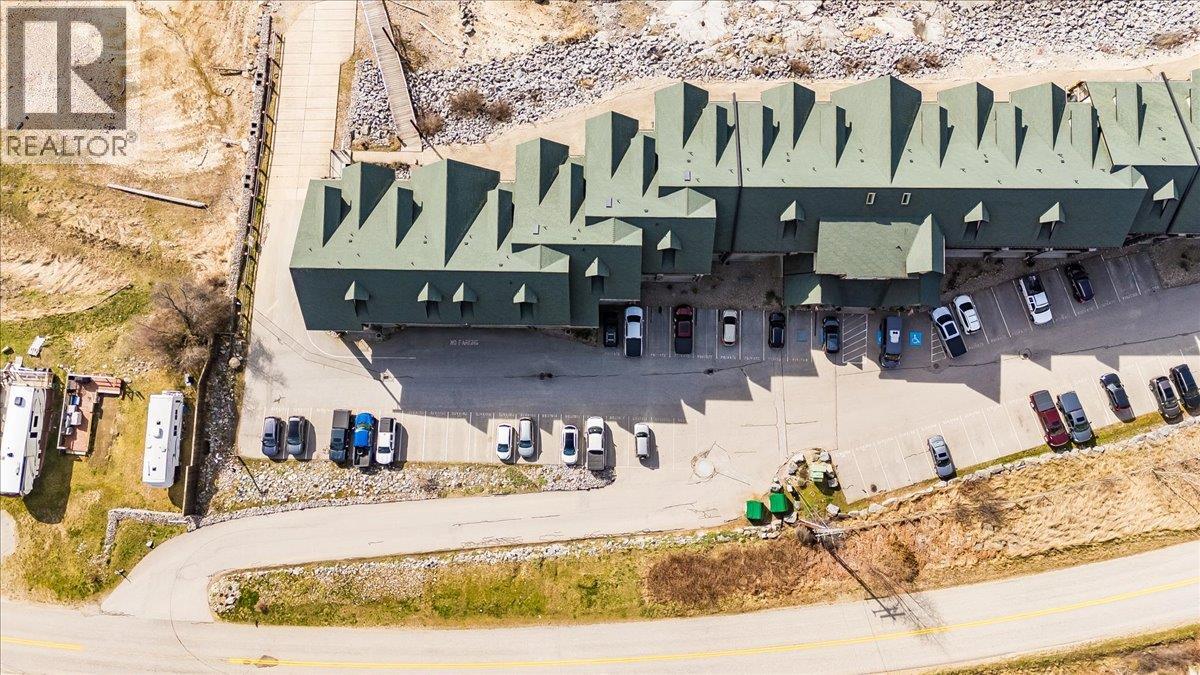 5570 Broadwater Road Unit# 117, Castlegar