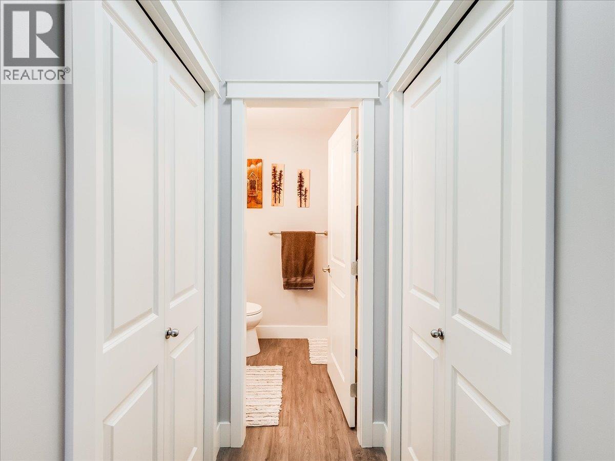 5570 Broadwater Road Unit# 117, Castlegar