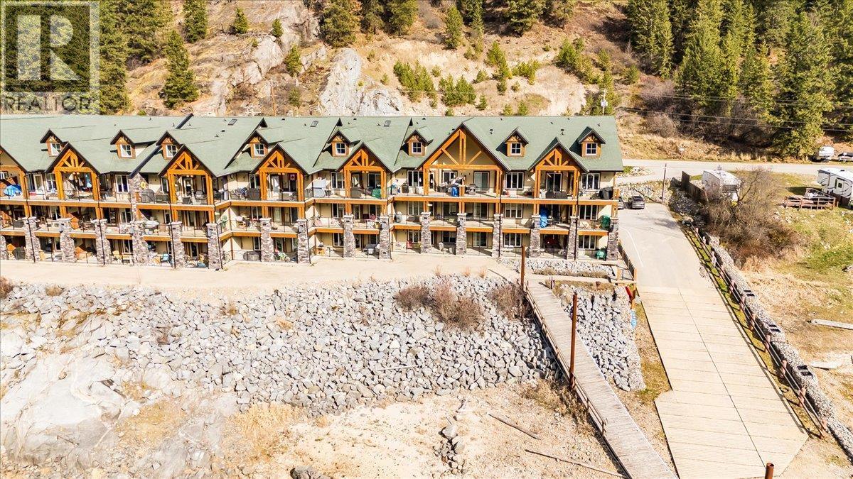 5570 Broadwater Road Unit# 117, Castlegar