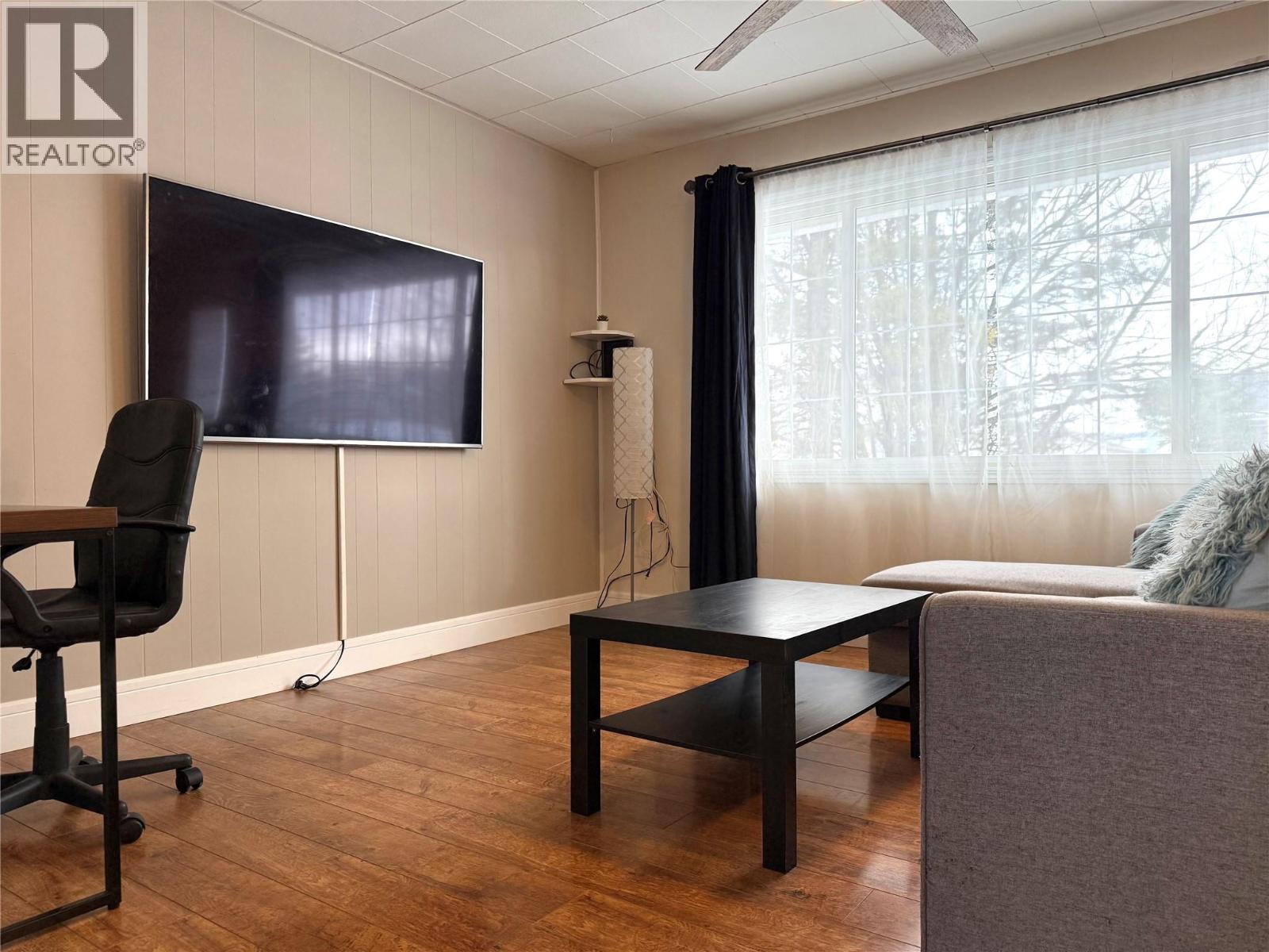 1216 113 AVENUE - Image 3