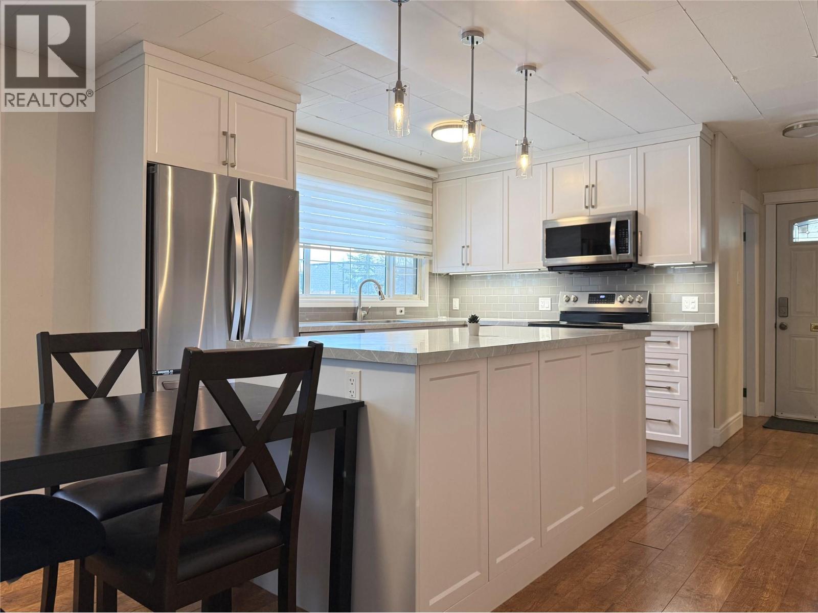 1216 113 AVENUE - 11