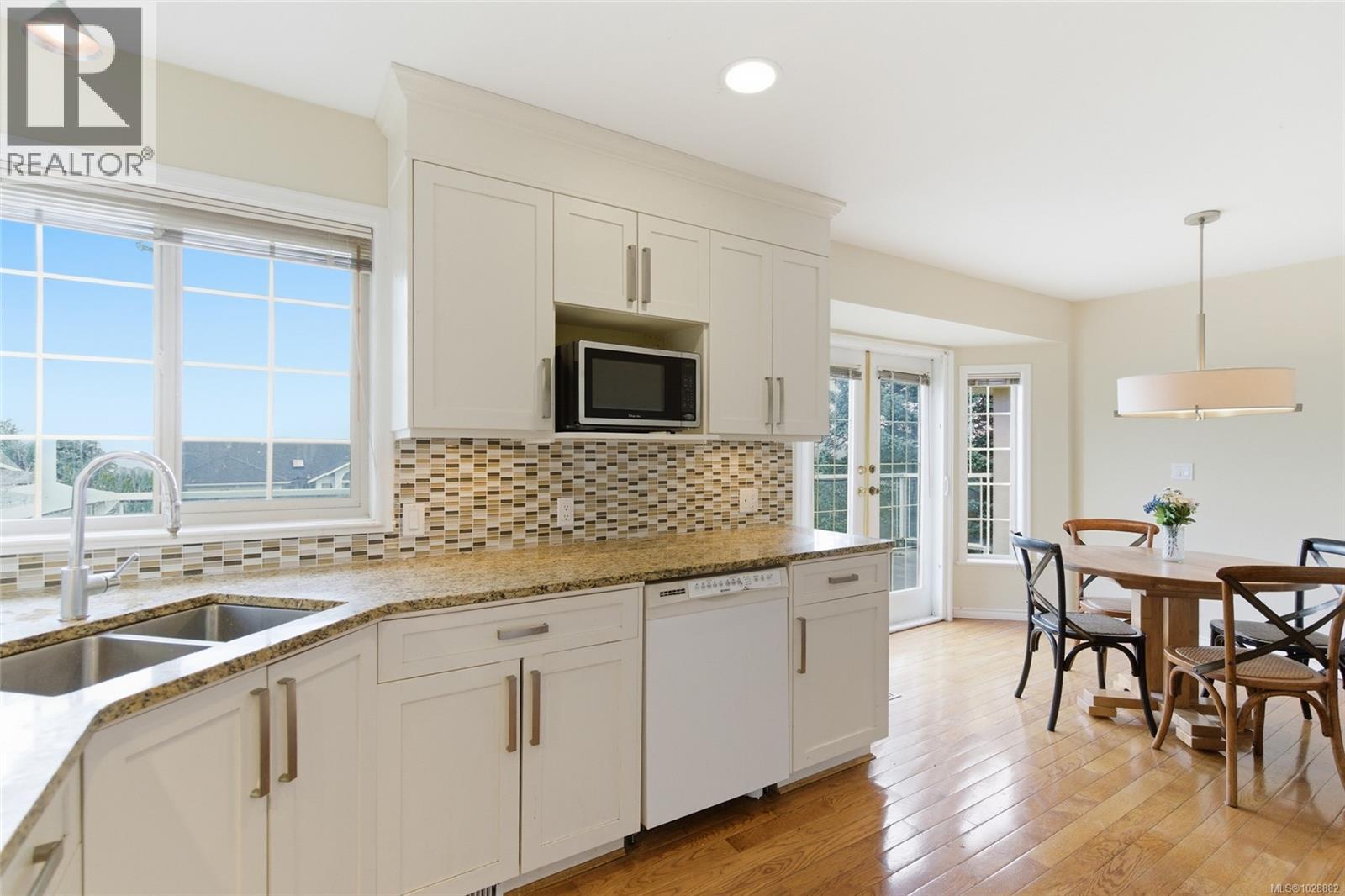6439 Nidri Pl - 7