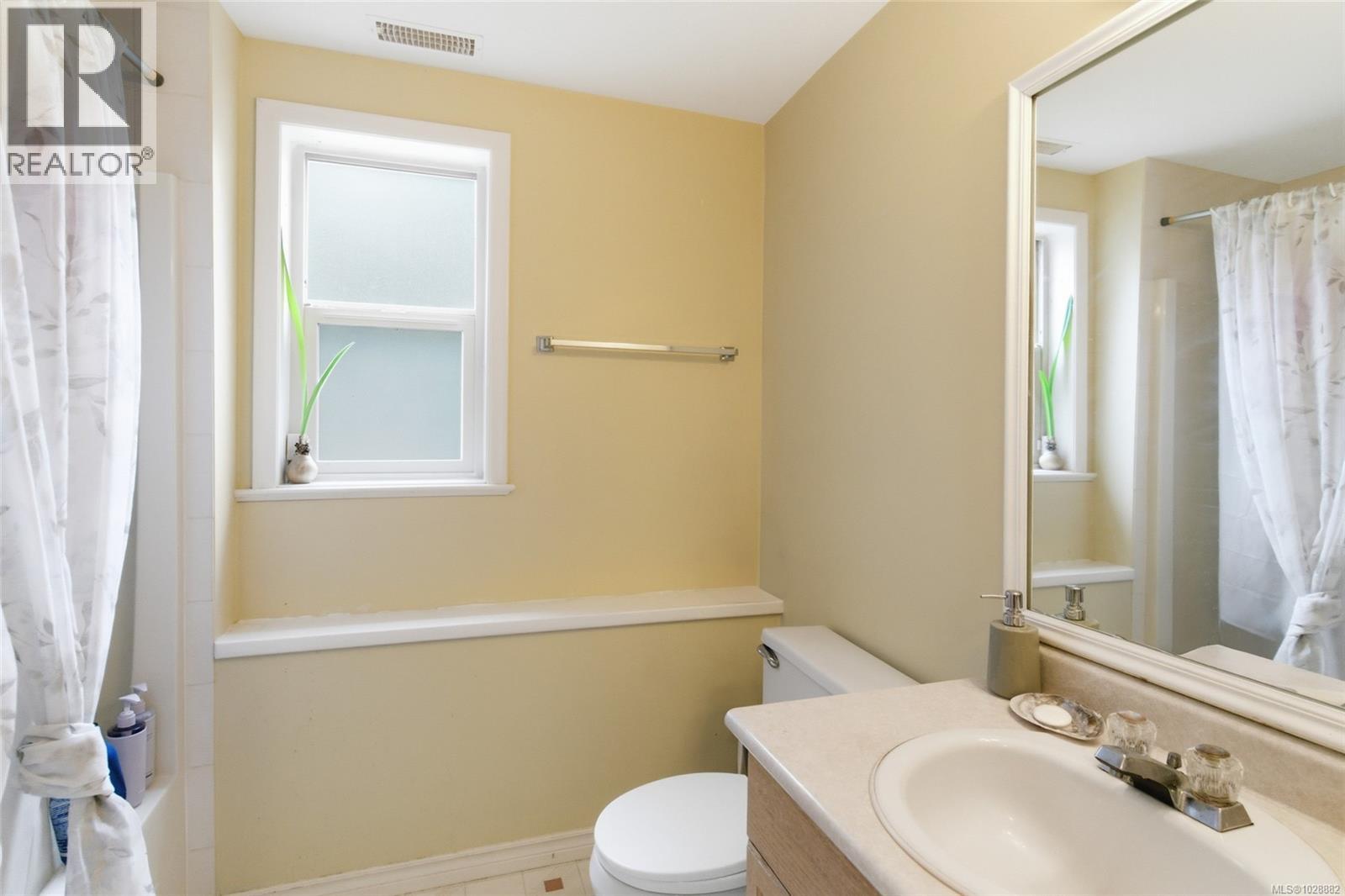 6439 Nidri Pl - 24