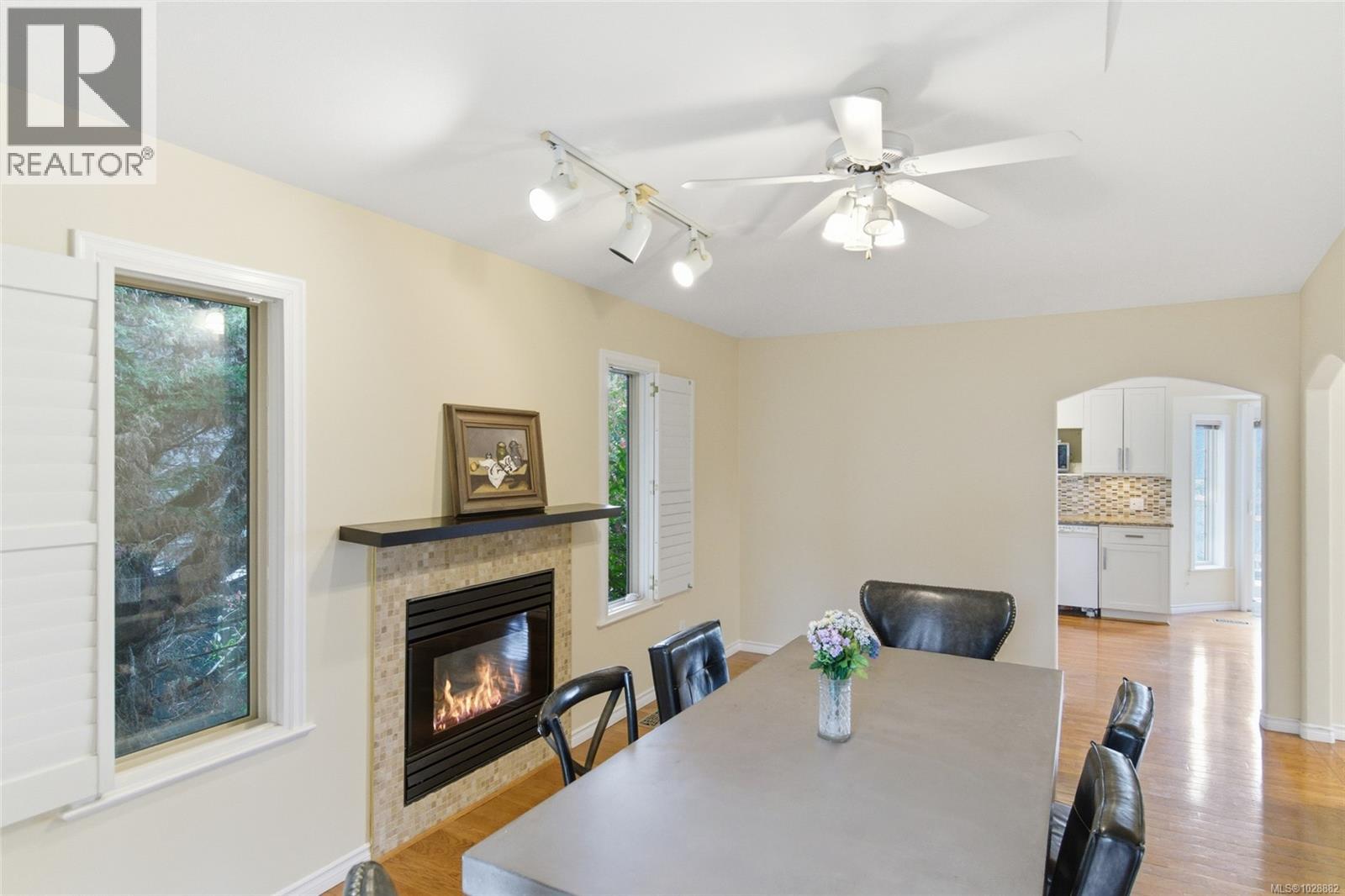 6439 Nidri Pl - 11