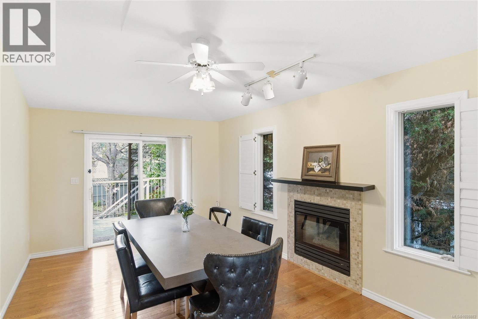 6439 Nidri Pl - 10