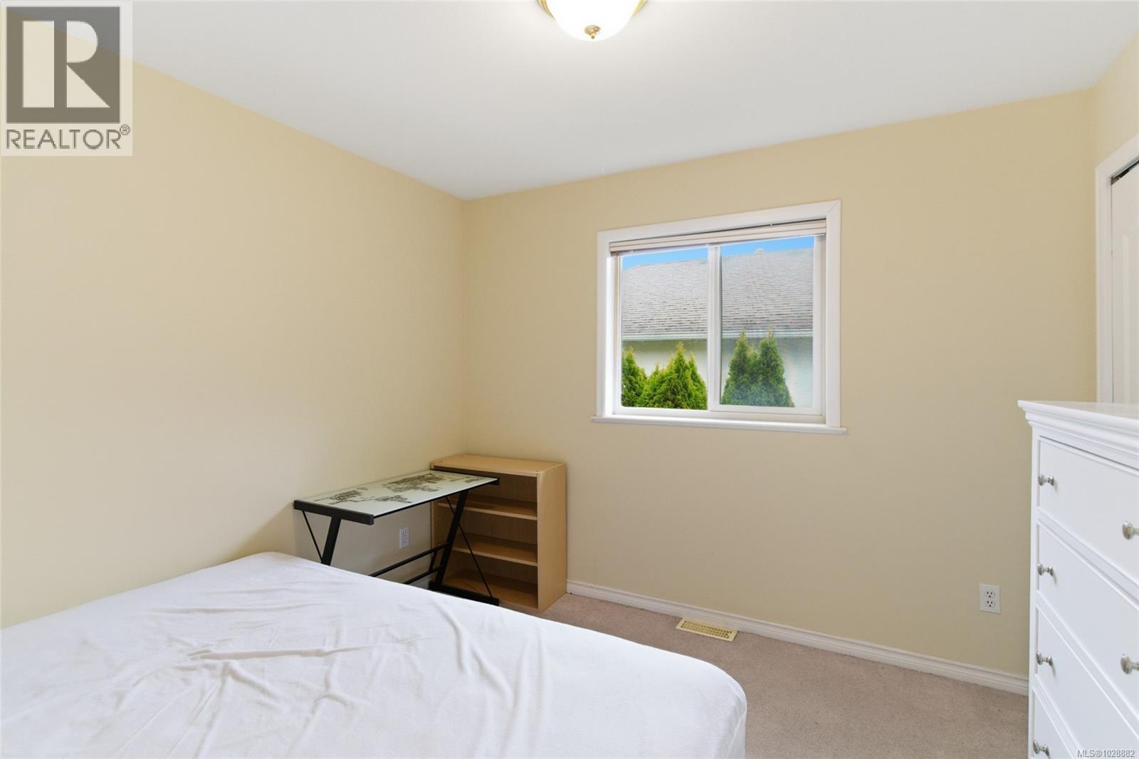 6439 Nidri Pl - 12