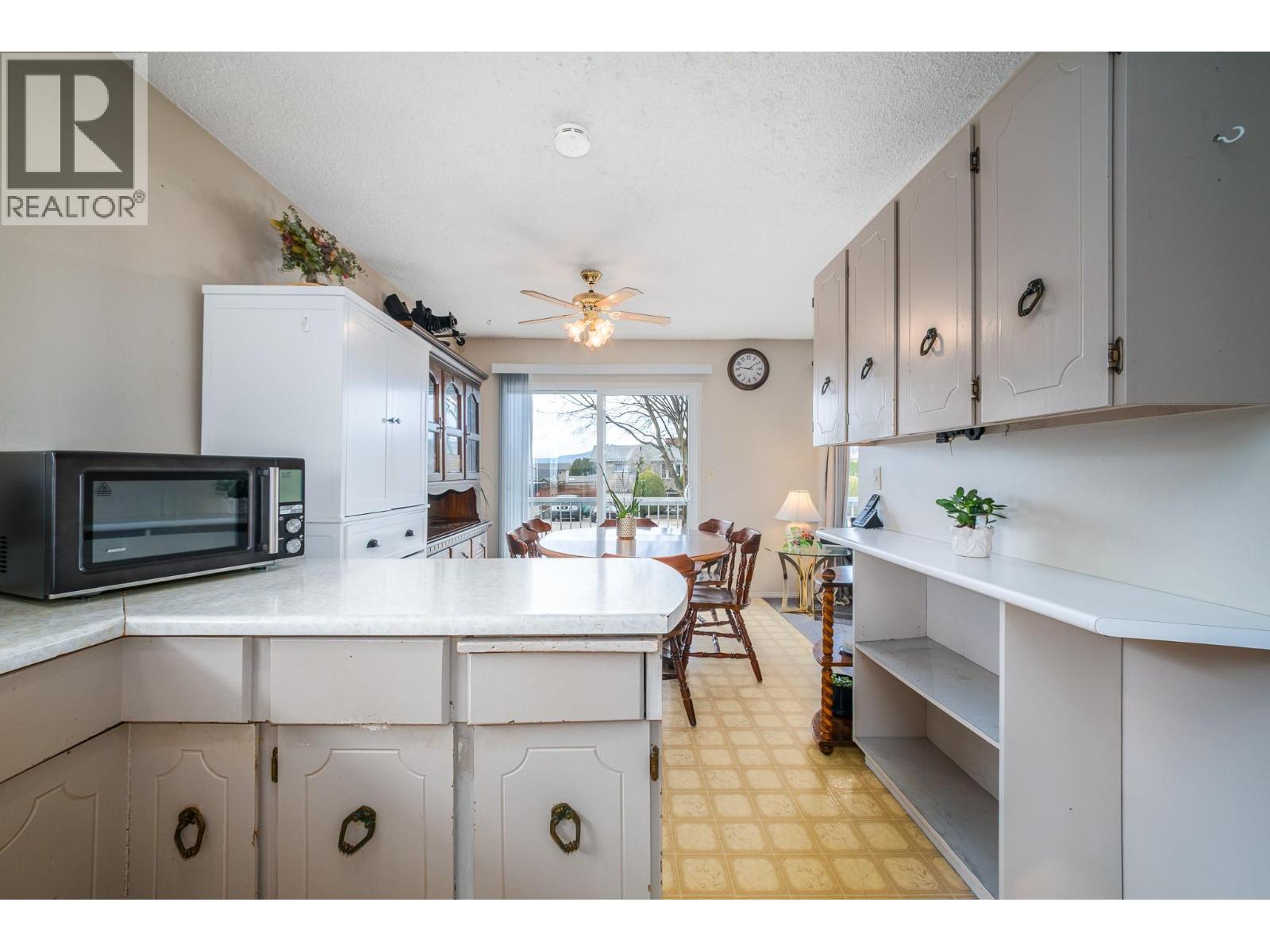 495-497 Gramiak Road, Kelowna