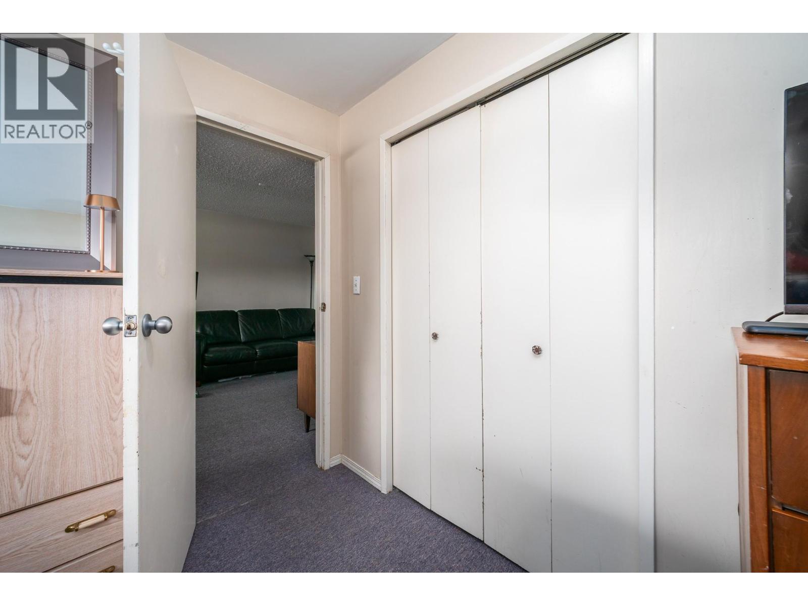 495-497 Gramiak Road, Kelowna