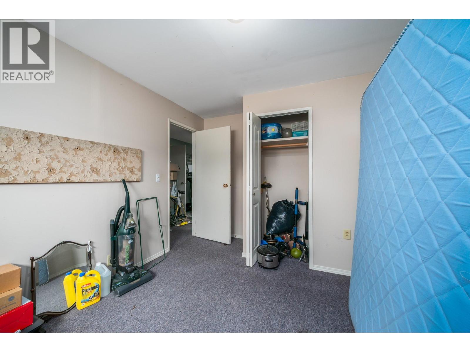 495-497 Gramiak Road, Kelowna