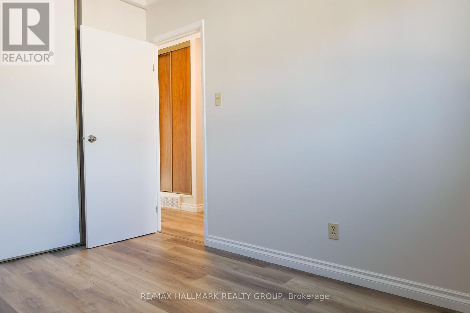 #122 2624 PIMLICO CRESCENT - 25