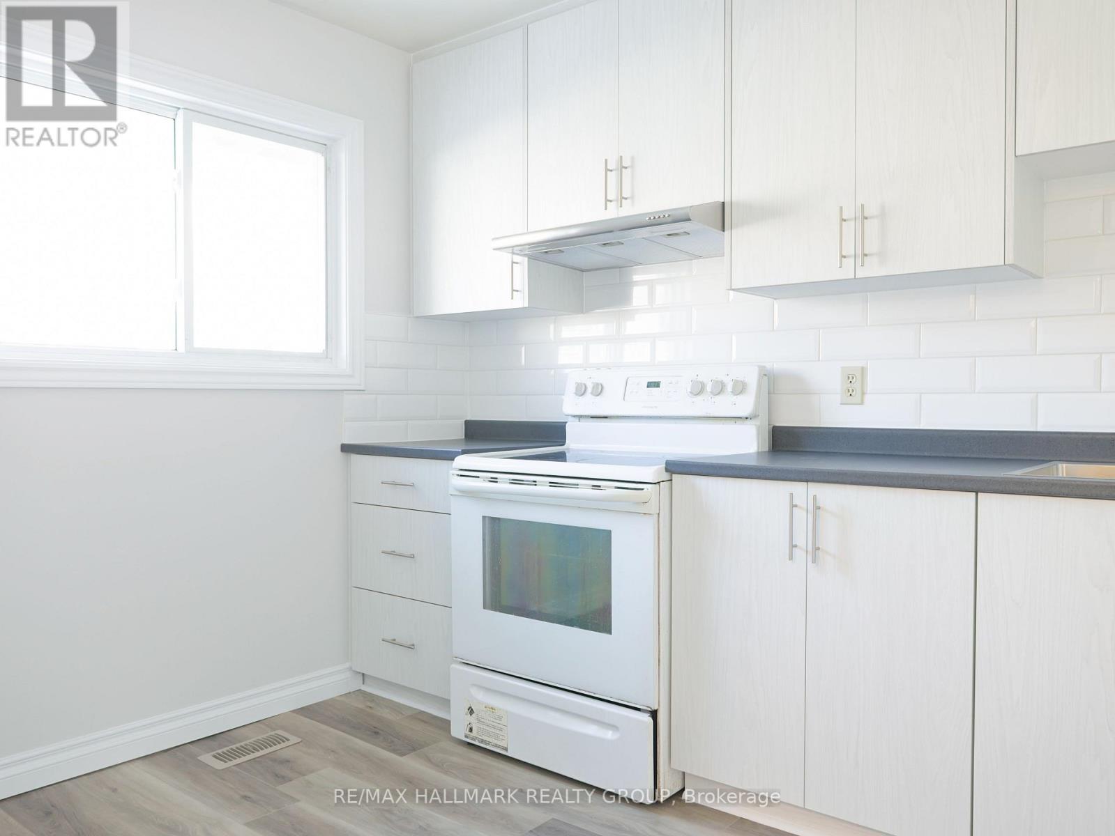#122 2624 PIMLICO CRESCENT - 4
