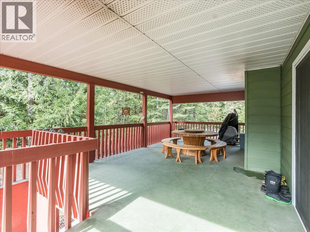 1055 WHITE Road, South Slocan