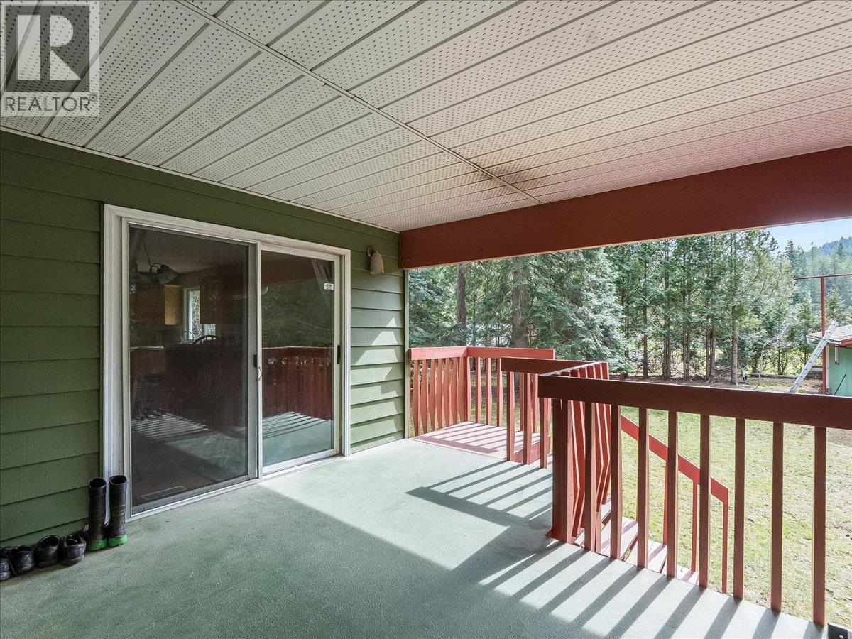 1055 WHITE Road, South Slocan