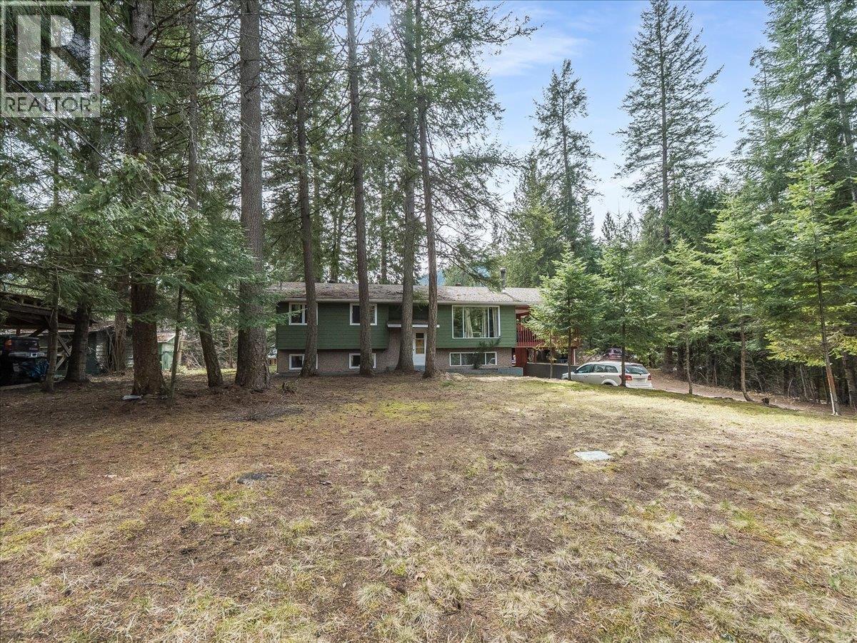 1055 WHITE Road, South Slocan