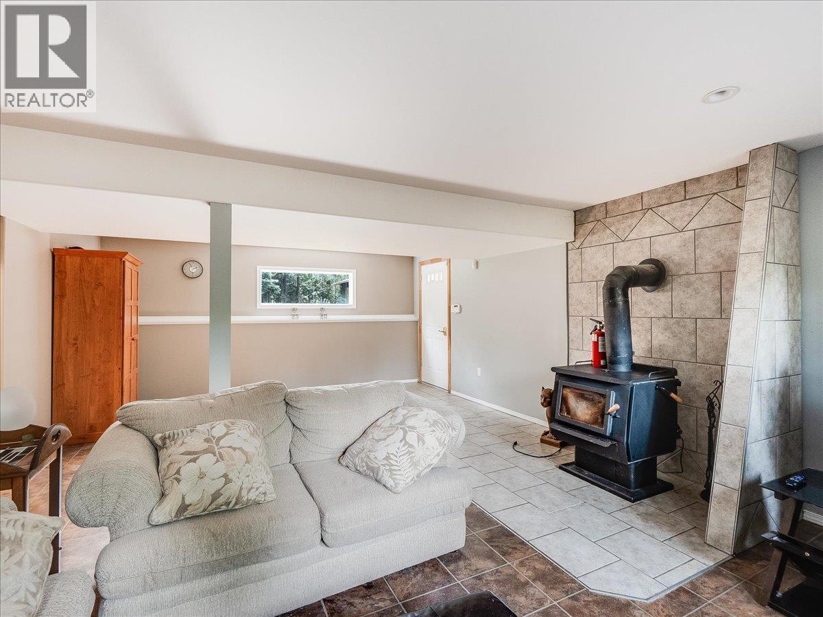 1055 WHITE Road, South Slocan