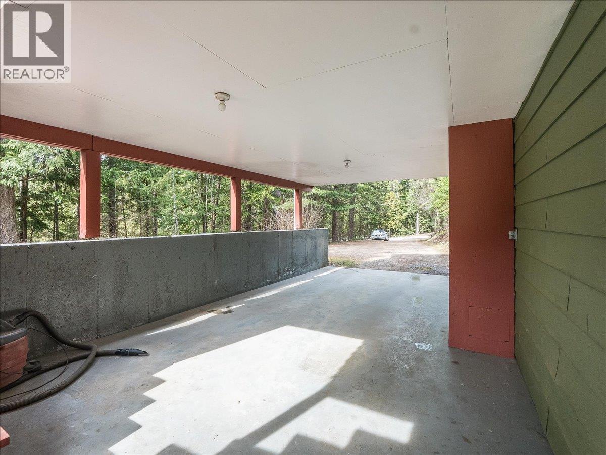 1055 WHITE Road, South Slocan